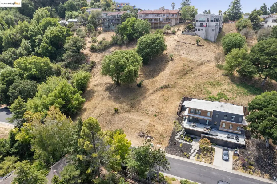 8436 Wildcat Dr, El Cerrito, CA 94530 - Image #3