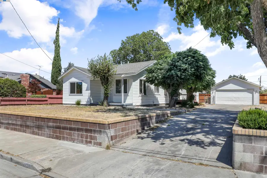 1925 Alpha Way, Antioch, CA 94509 - Image #2