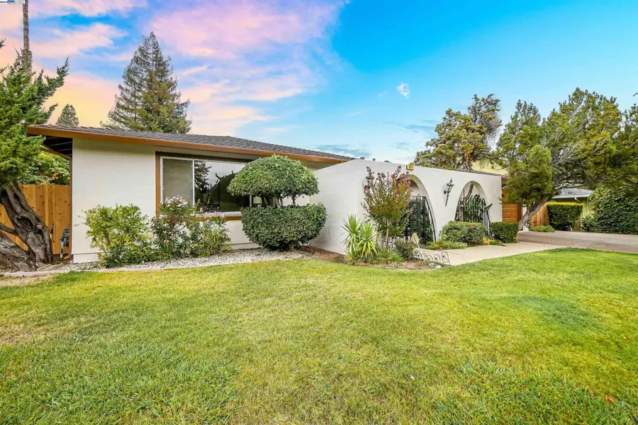 817 Cheyenne Dr, Walnut Creek, CA 94598 - #2