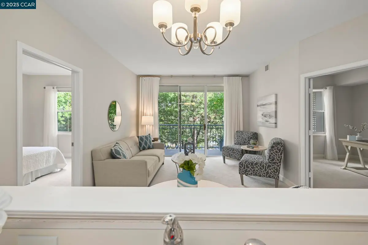 1860 Tice Creek Dr  #1216, Walnut Creek, CA 94595 - #1