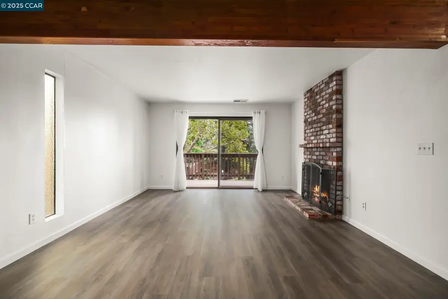 2055 Sierra Rd  #101, Concord, CA 94518 - Image #3