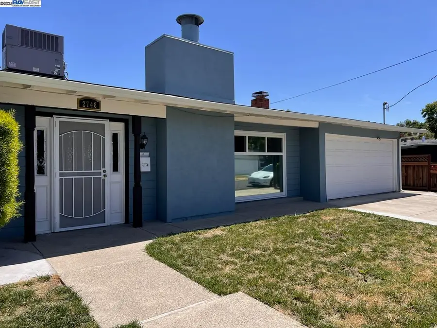 2748 Eastgate Ave, Concord, CA 94520 - Image #2