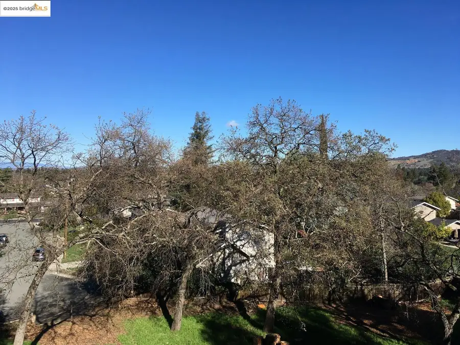 1032 Millbrook CT, Walnut Creek, CA 94598 - #3