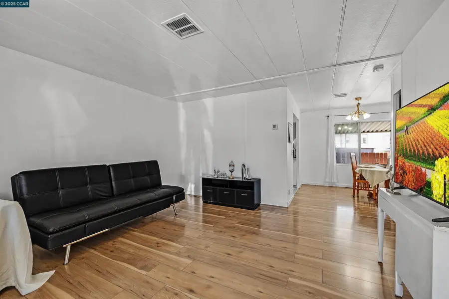 137 Valencia Dr  #137, Fairfield, CA 94533 - #3