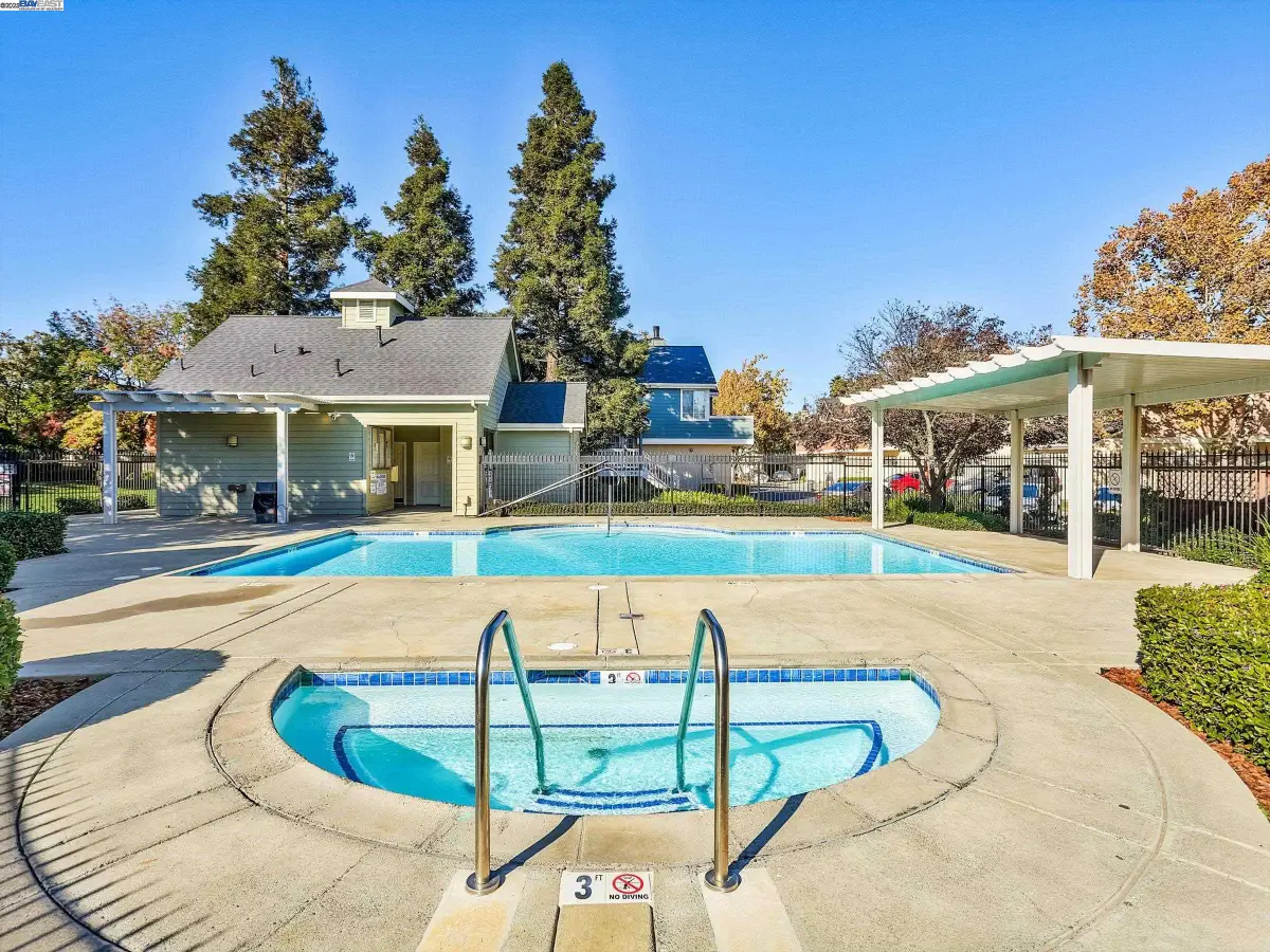 88 Manchester Drive, Fairfield, CA 94533 - Image #1