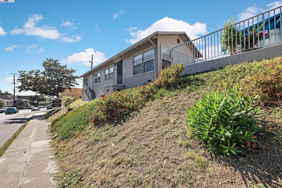 2607 23Rd Ave, Oakland, CA 94606 - #2