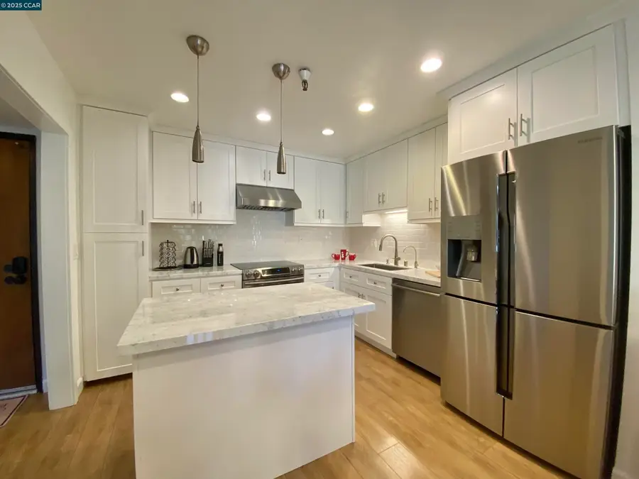 49 Showers, Mountain View, CA 94040 - Image #2