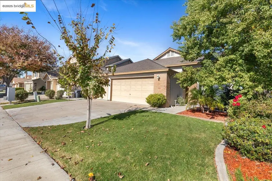 433 Montclair Ln, Tracy, CA 95376 - Image #3