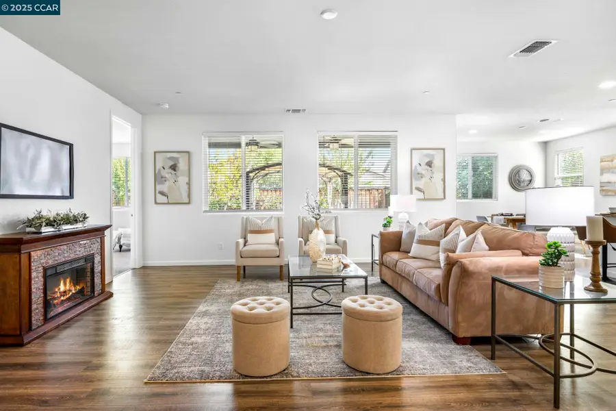 951 Dainty Ave, Brentwood, CA 94513 - Image #3