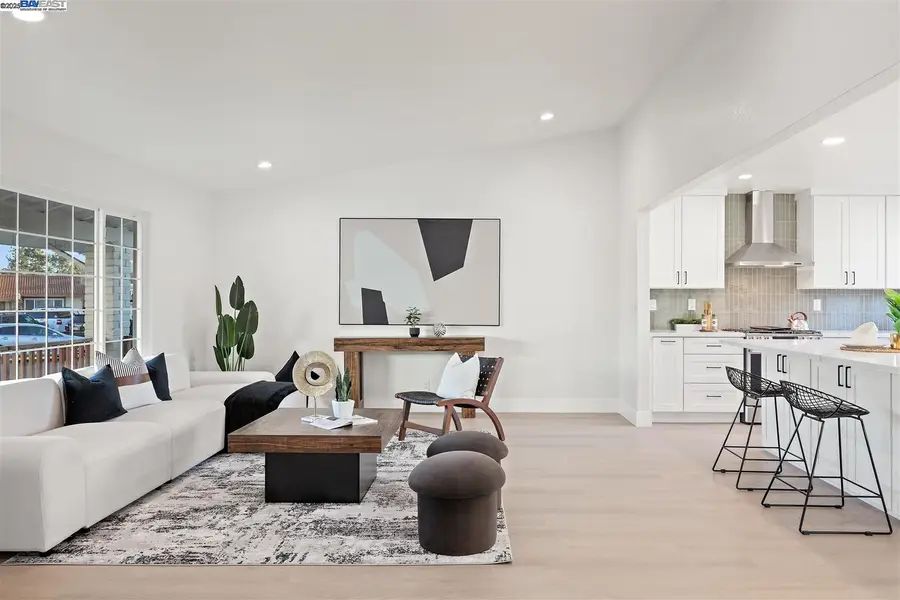 3513 Barnacle Ct, Union City, CA 94587 - Image #3