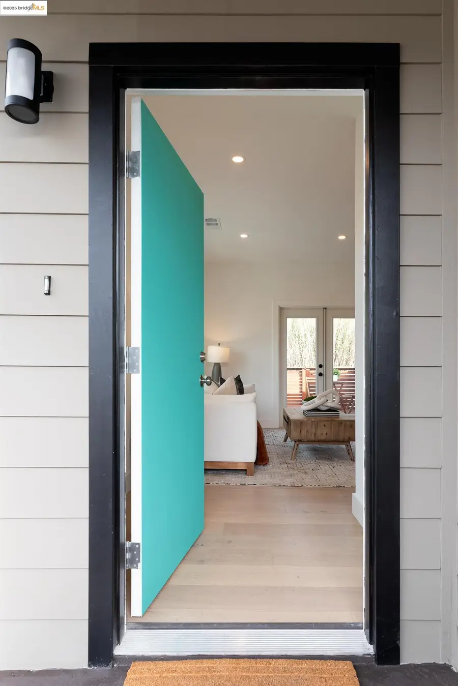 1071 61st Street, Oakland, CA 94608 - Image #2