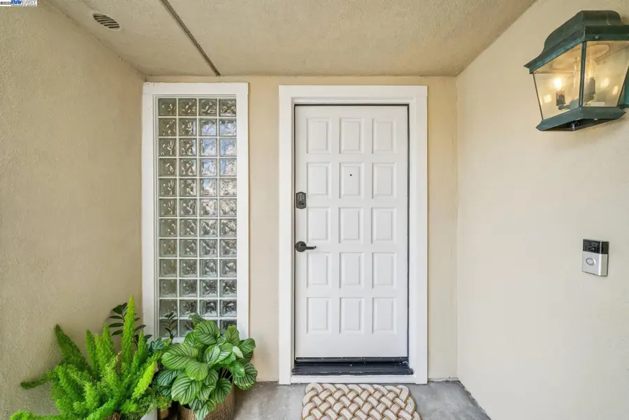 114 Fundy Bay, Alameda, CA 94502 - Image #2