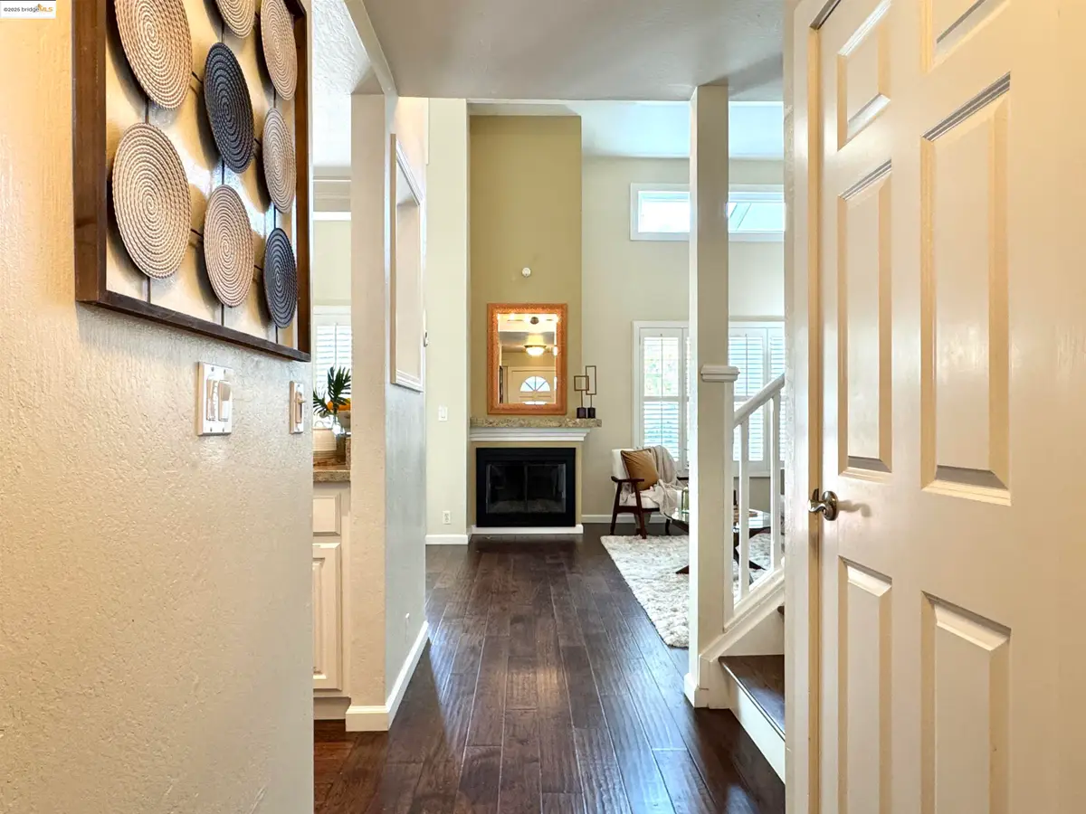 3365 Los Prados St, San Mateo, CA 94403 - Image #1