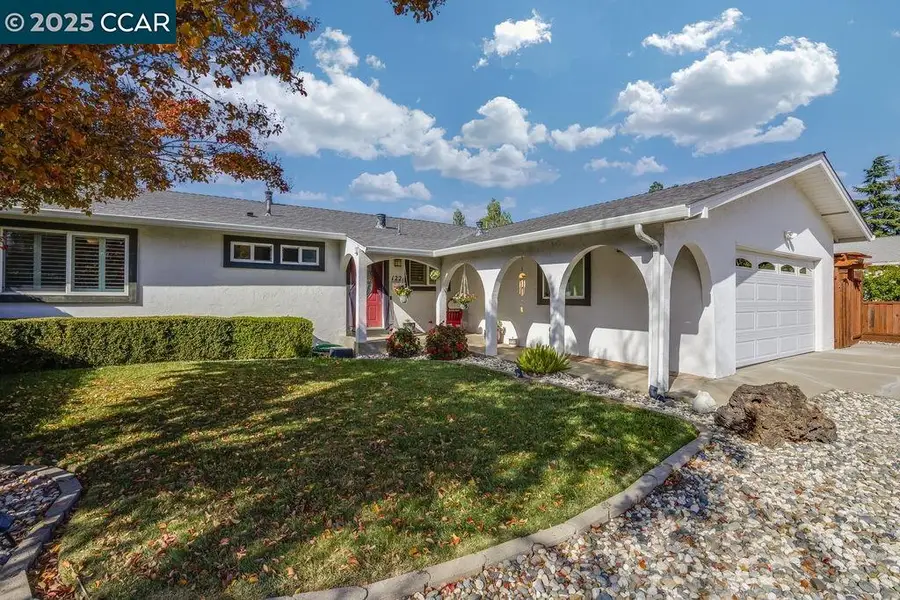 1221 McEwing Ct, Concord, CA 94521 - Image #3