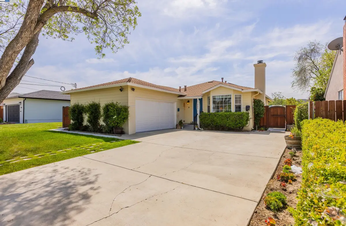 955 Ventura Ave, Livermore, CA 94551 - Image #1