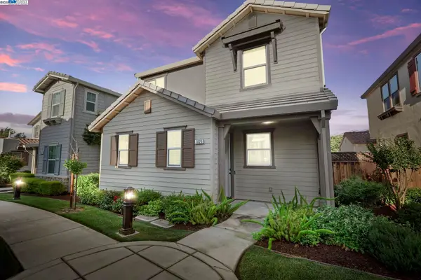 1025 Fowler Ln, MOUNTAIN HOUSE, CA 95391