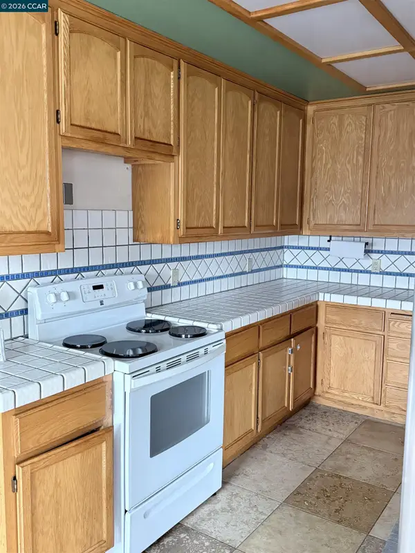 300 Concord St, VALLEJO, CA 94591