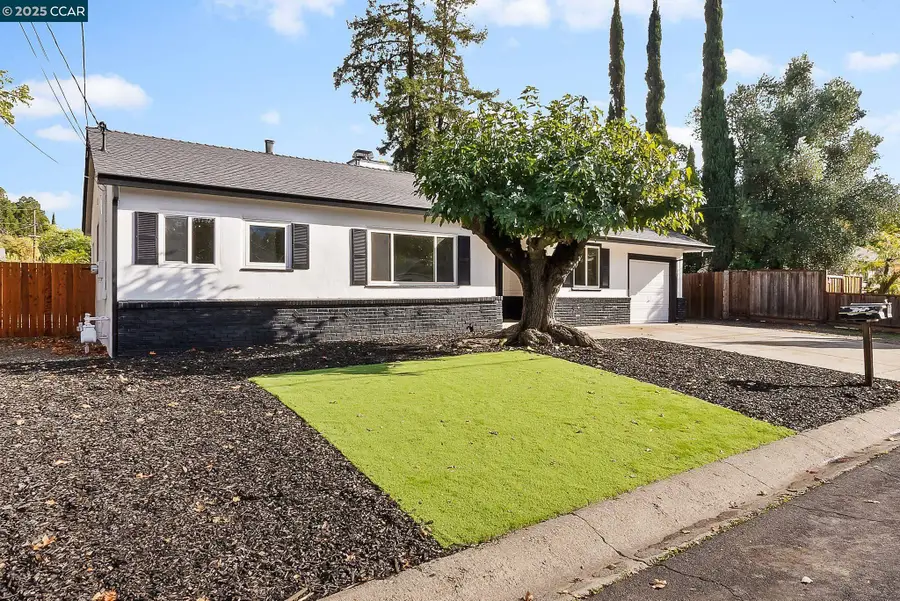 1640 Apple Dr, Concord, CA 94518 - Image #3