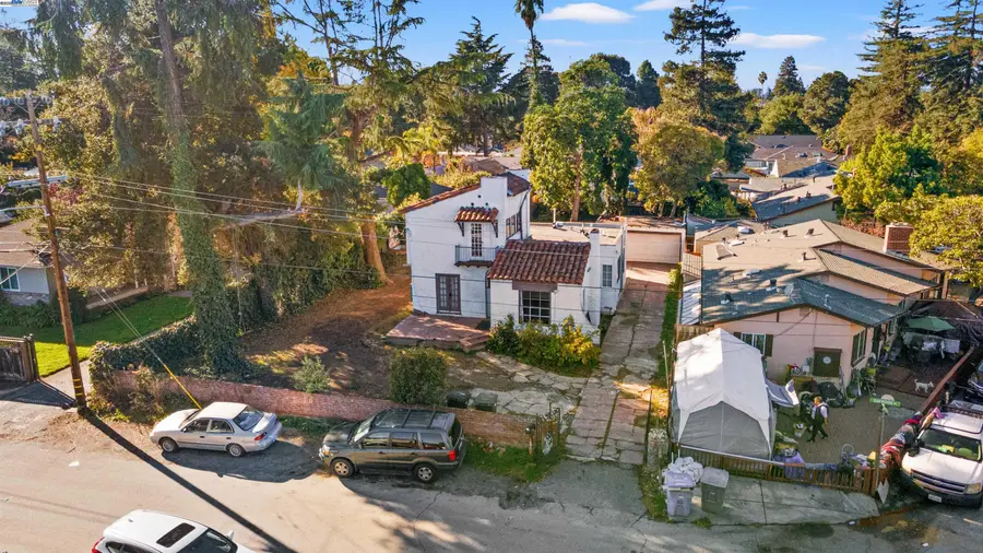 2081 Oakwood Dr, East Palo Alto, CA 94303 - Image #3