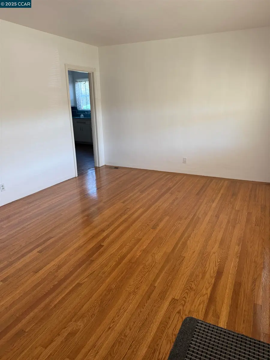 2103 Visalia Ave, Richmond, CA 94801 - Image #3