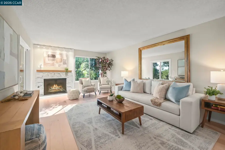 1566 Ashwood Dr, Martinez, CA 94553 - #2