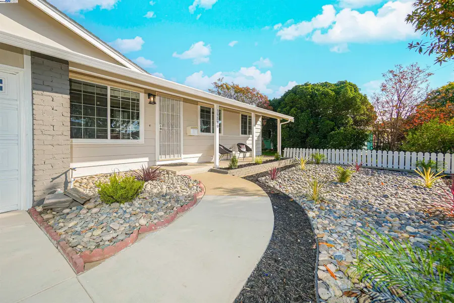 39580 Eric St, Fremont, CA 94538 - Image #3