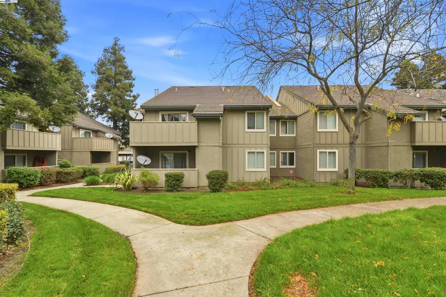 2131 Lakeview Cir, Pittsburg, CA 94565 - Image #3