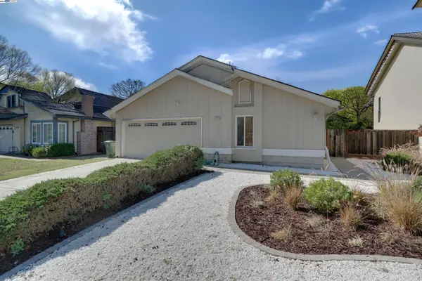 33787 Shylock Dr, FREMONT, CA 94555