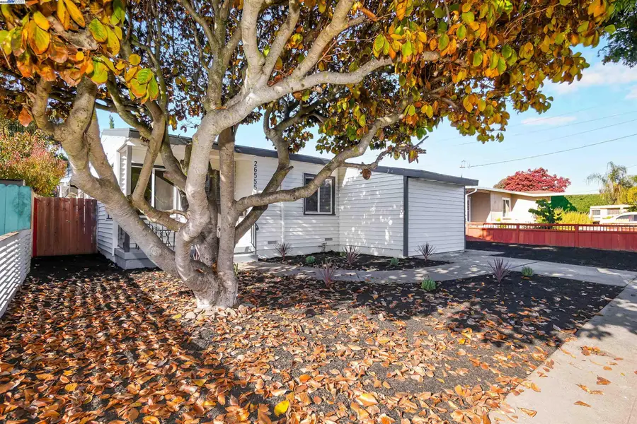 26555 Underwood Ave, Hayward, CA 94544 - Image #3