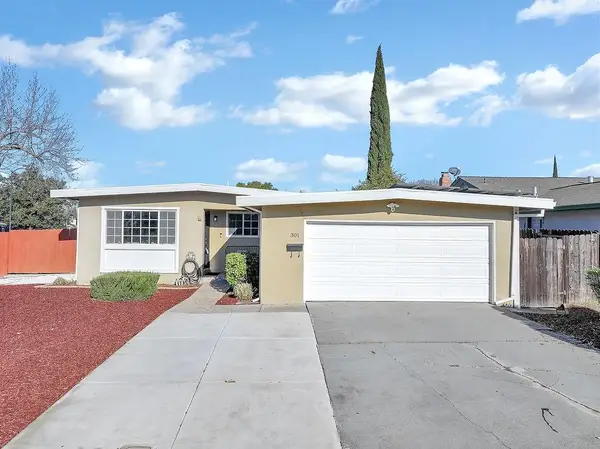 301 Springvalley Dr, VACAVILLE, CA 95687