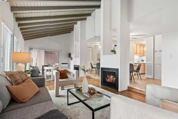 810 Oak Grove Rd  #104, CONCORD, CA 94518