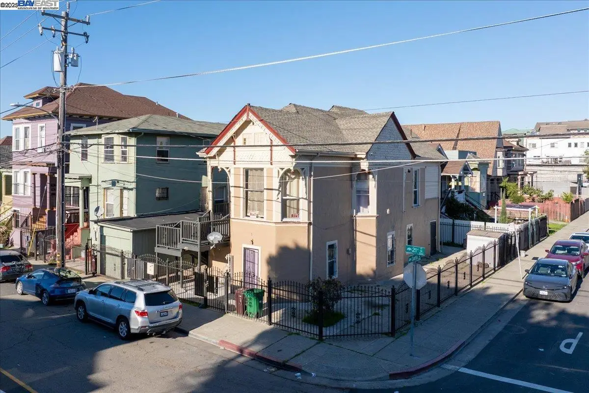 856 21St St, Oakland, CA 94607 - #1