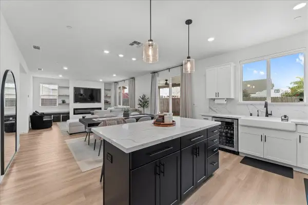 3651 McGuire Dr, STOCKTON, CA 95205