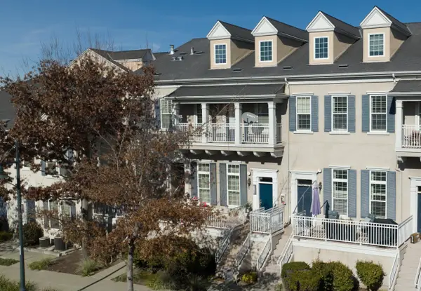 3769 Finnian Way, DUBLIN, CA 94568