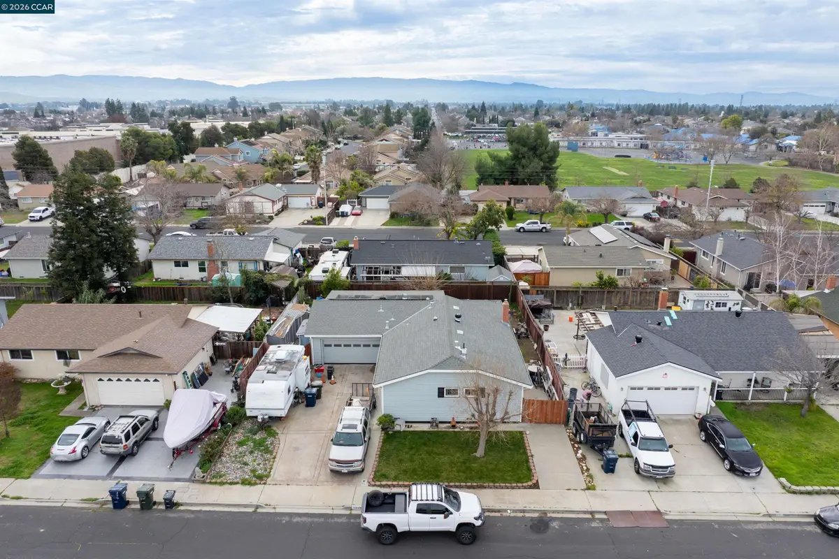 5833 Singing Hills Ave, Livermore, CA 94551 - Image #1