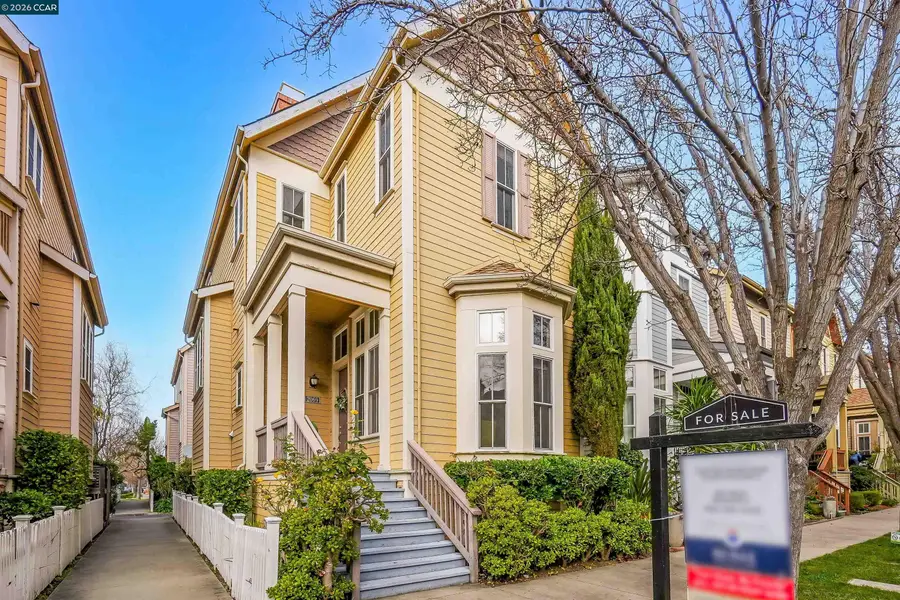 2069 Lewis St, Hercules, CA 94547 - Image #2