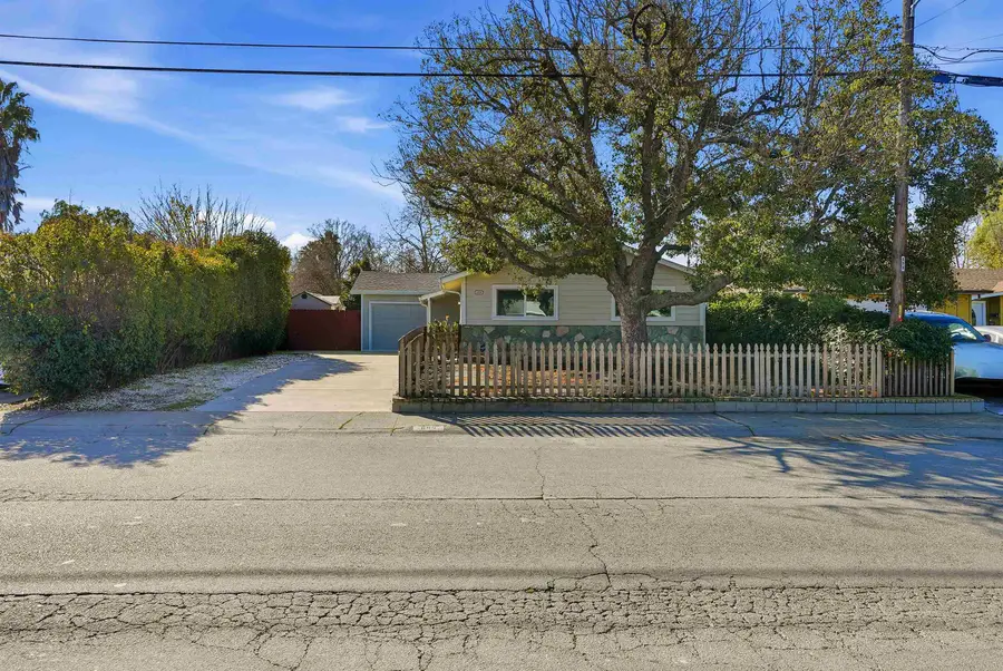 688 School St, Pittsburg, CA 94565 - Image #2
