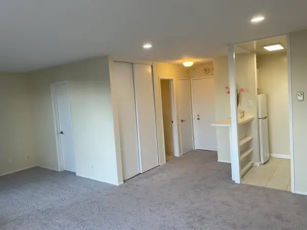 6 Captain DR  #E242, EMERYVILLE, CA 94608