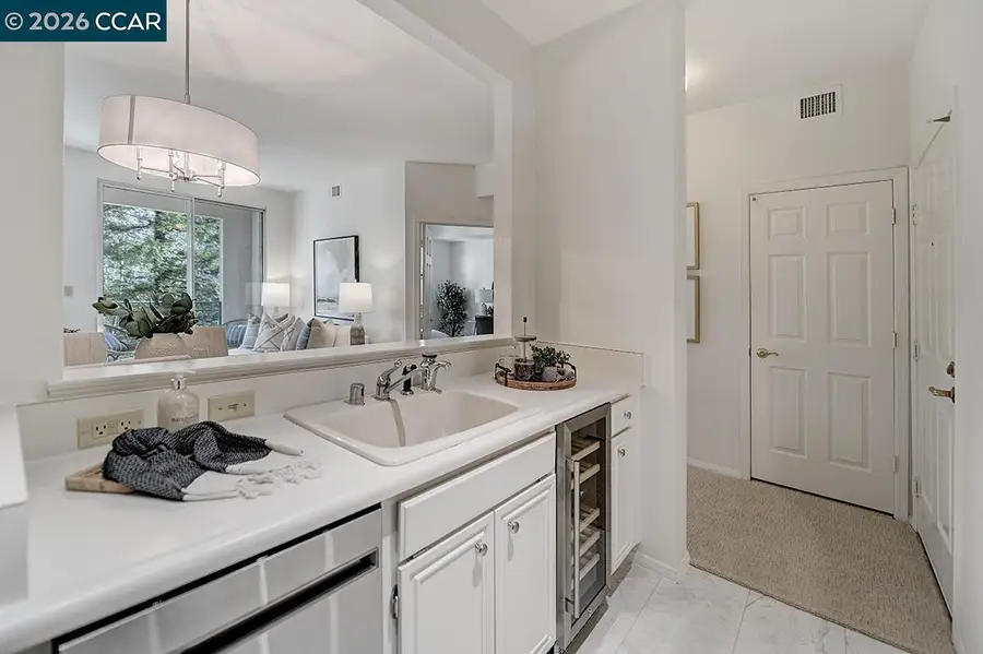 1860 Tice Creek Dr  #1306, Walnut Creek, CA 94595 - #3
