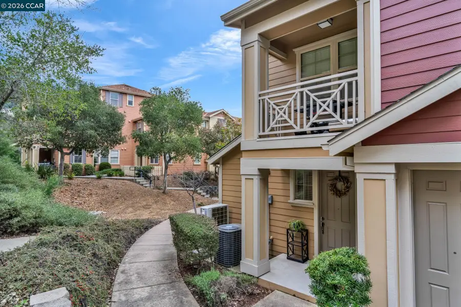 6078 Old Quarry Loop, Oakland, CA 94605 - Image #2