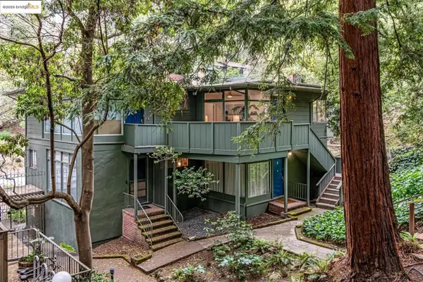 2704 Le Conte AVE  #4, BERKELEY, CA 94709