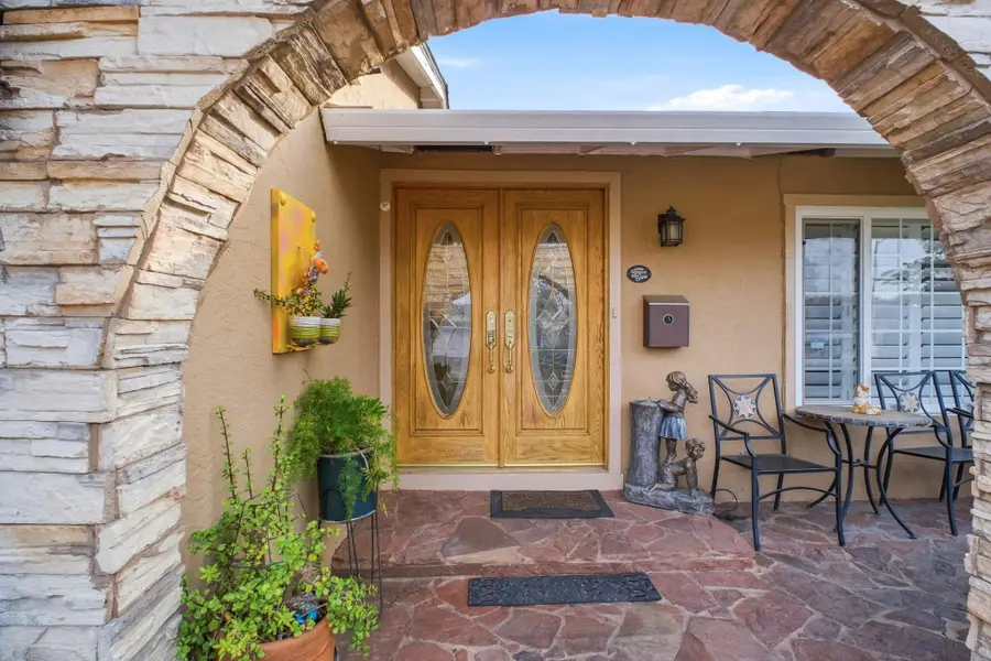 3020 San Andreas Dr, Union City, CA 94587 - Image #3