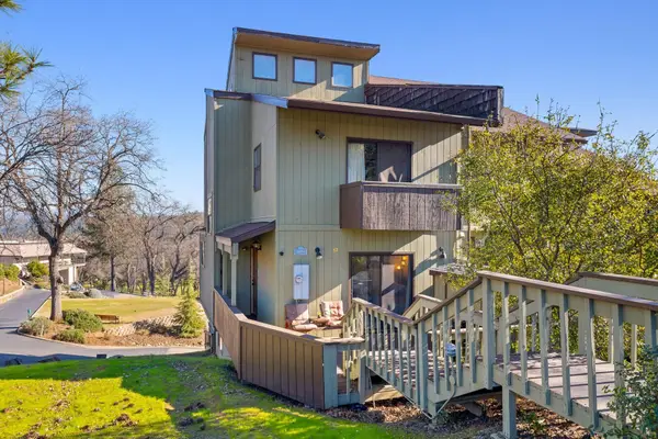 12757 Junipero Serra Ct  #32, GROVELAND, CA 95321