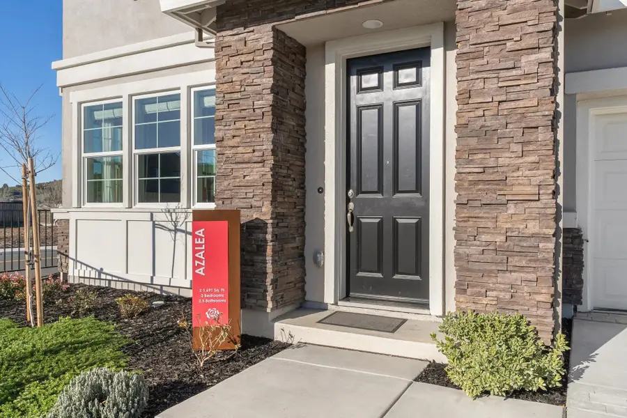 1492 Monument Ln, Fairfield, CA 94533 - #2