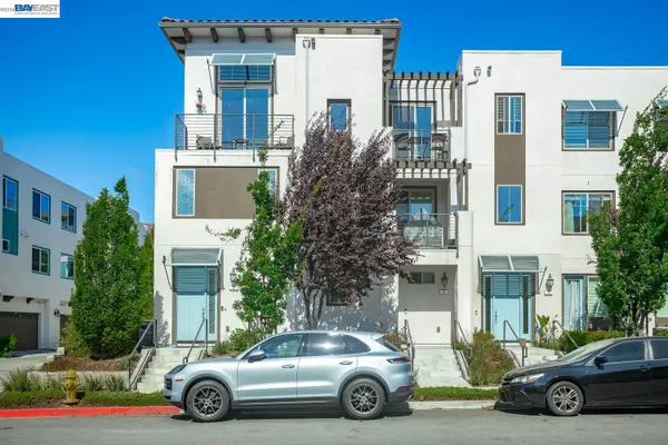 3077 Valley Of Hearts Del Pl  #6, SAN JOSE, CA 95136