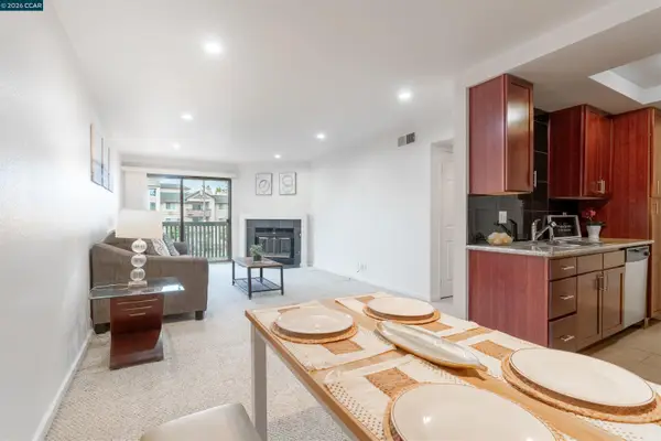 1315 A St  #206, HAYWARD, CA 94541