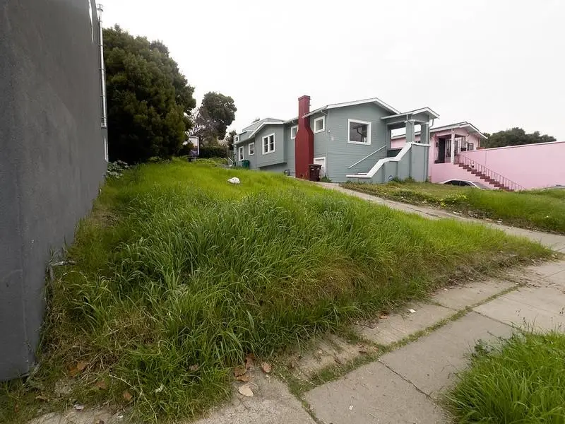 Macarthur Blvd, Oakland, CA 94603 - #2