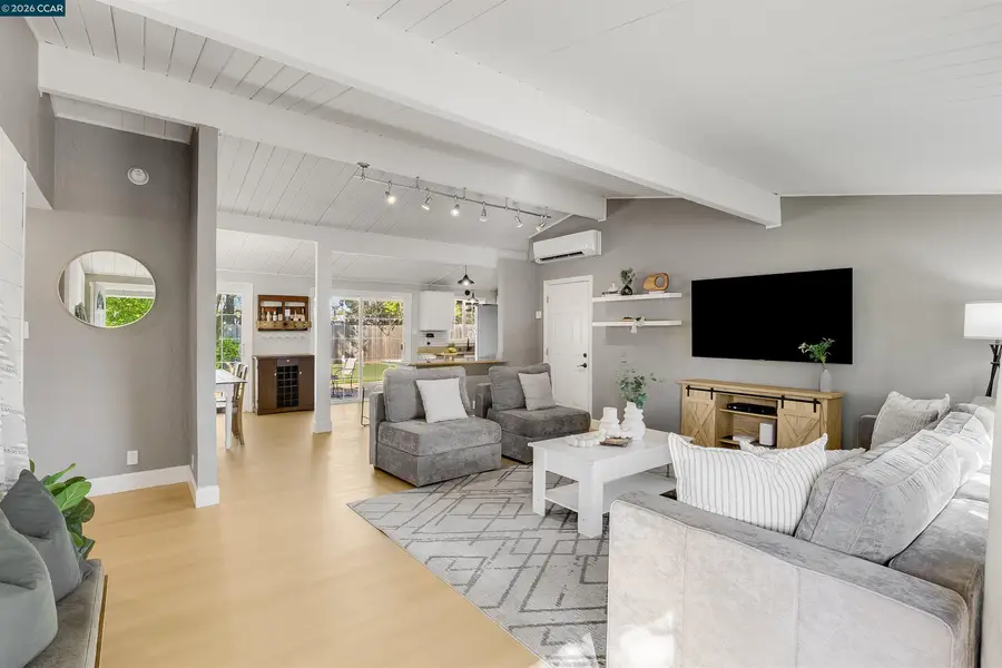 2261 Gehringer Dr, Concord, CA 94520 - #2