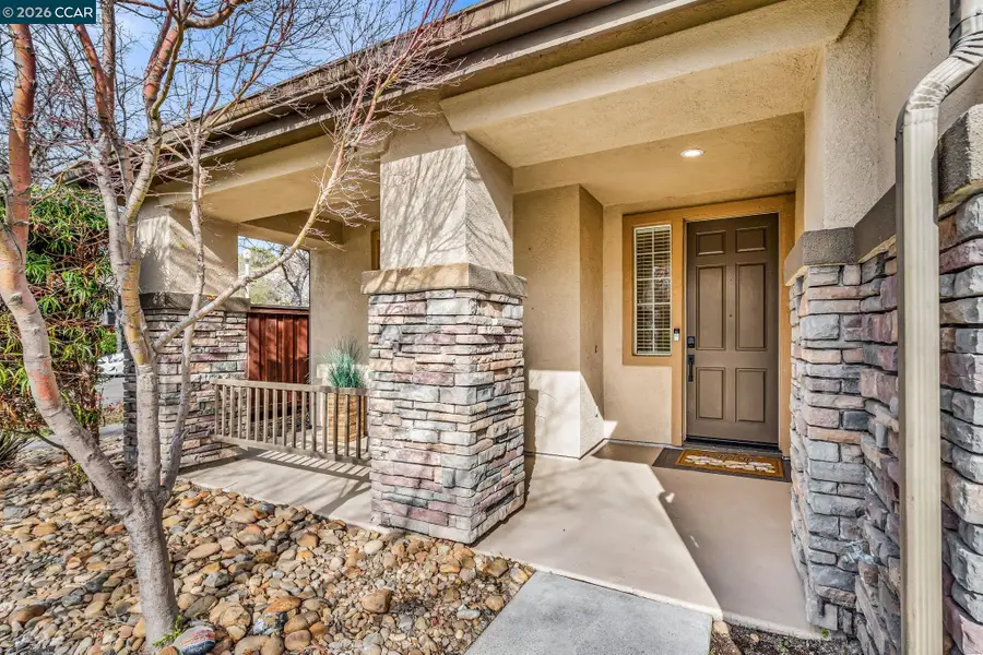 598 Falls Way, Fairfield, CA 94534 - #3