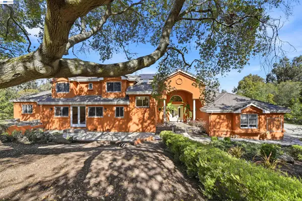 12800 Clausen Ct, LOS ALTOS HILLS, CA 94022